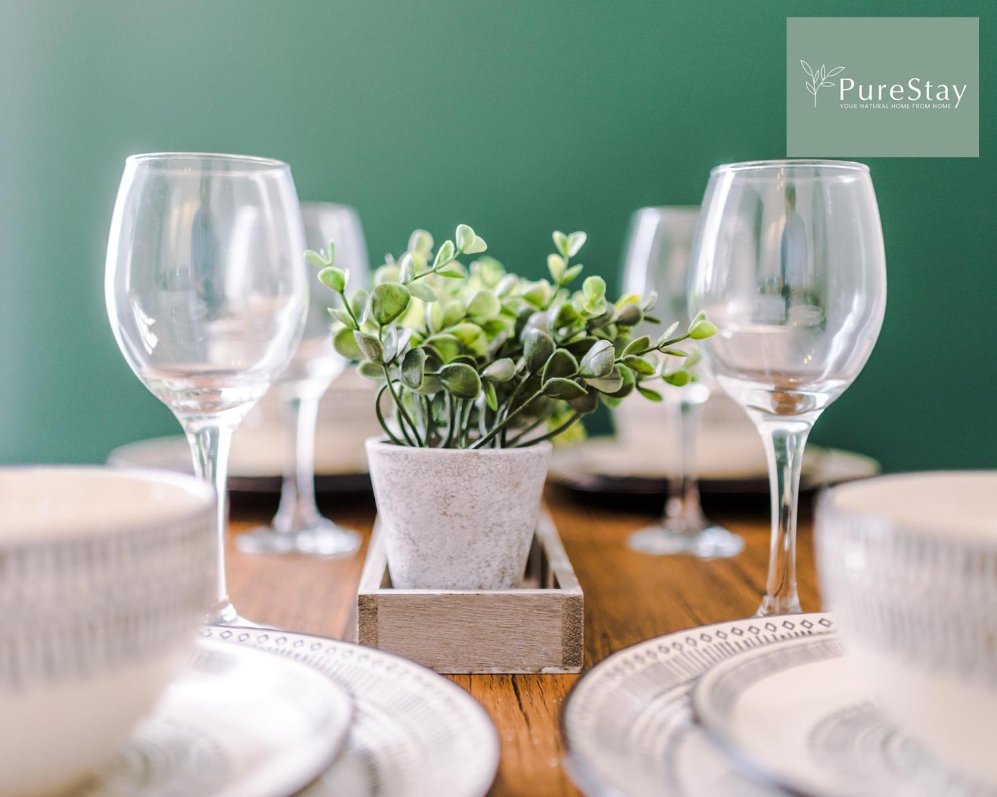 Purestay Family Home: Four-bedroom Haven In Holiday home *