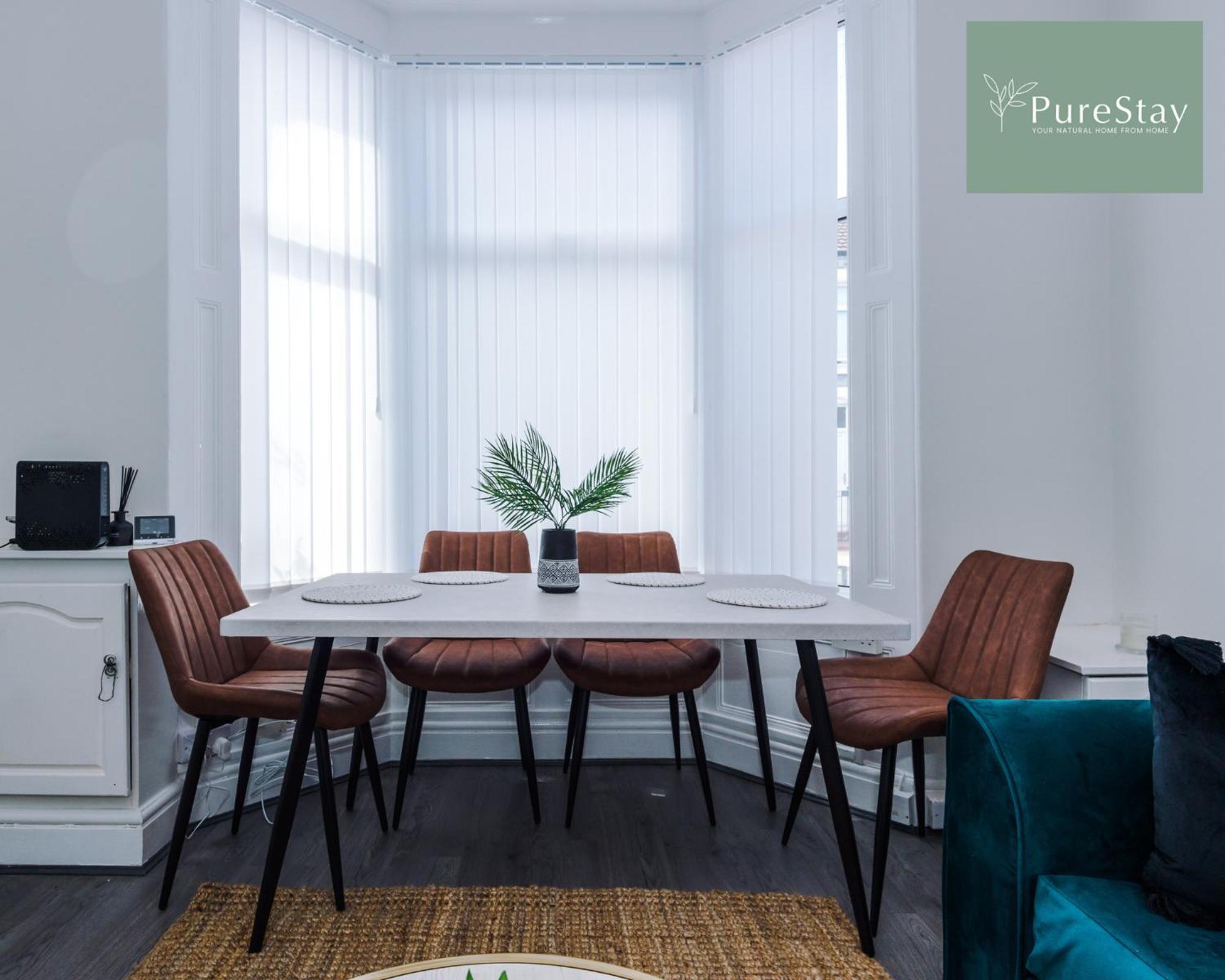 Holiday home Purestay Family Home: Four-bedroom Haven In Liverpool