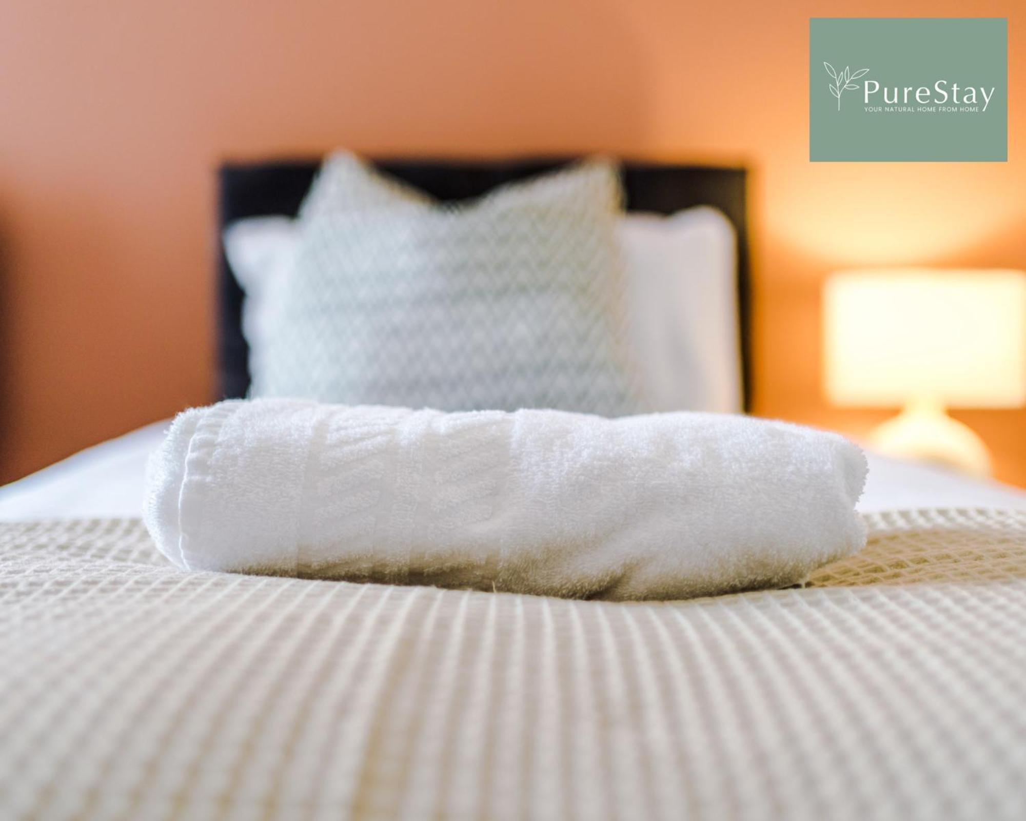 Purestay Family Home: Four-bedroom Haven In * Liverpool