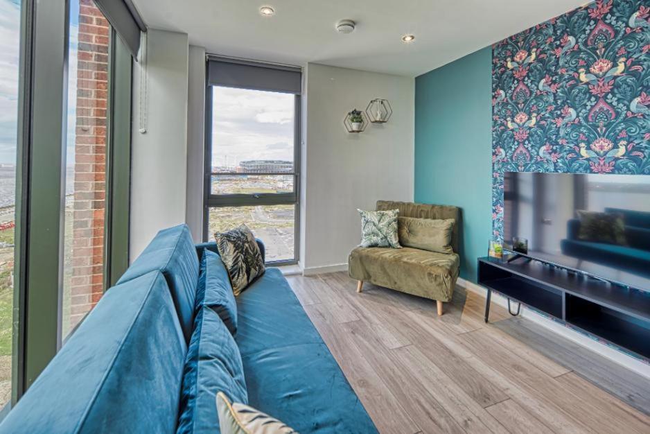 The Ultimate Escape Great View - Sleeps 6 * Liverpool