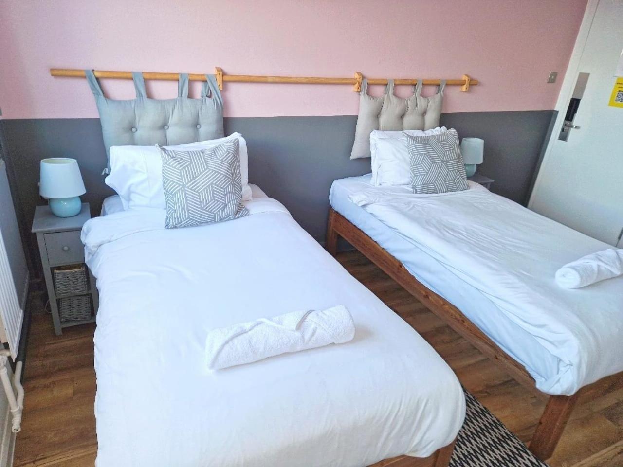 Hostel Malacuna *