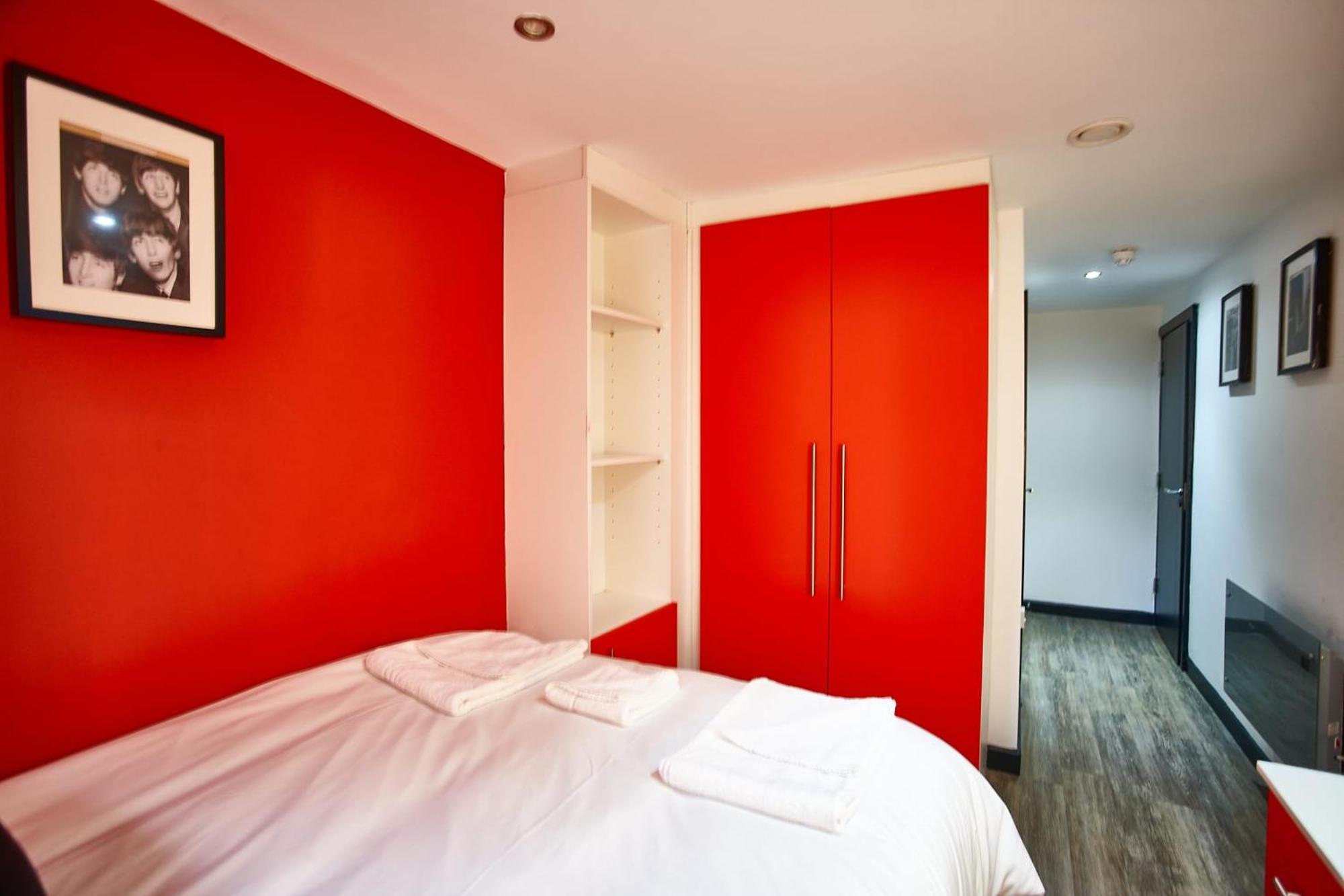 Harrison 6 Beds Apartment *