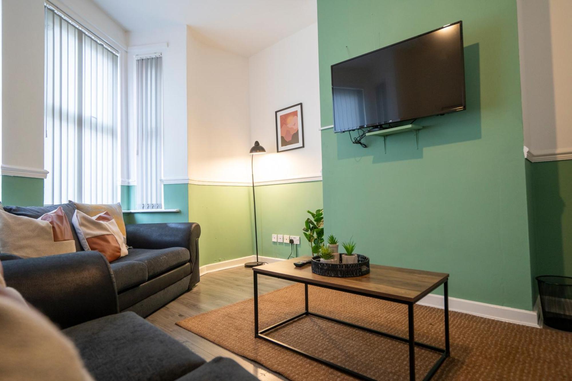 Walton Breck House Holiday home Liverpool