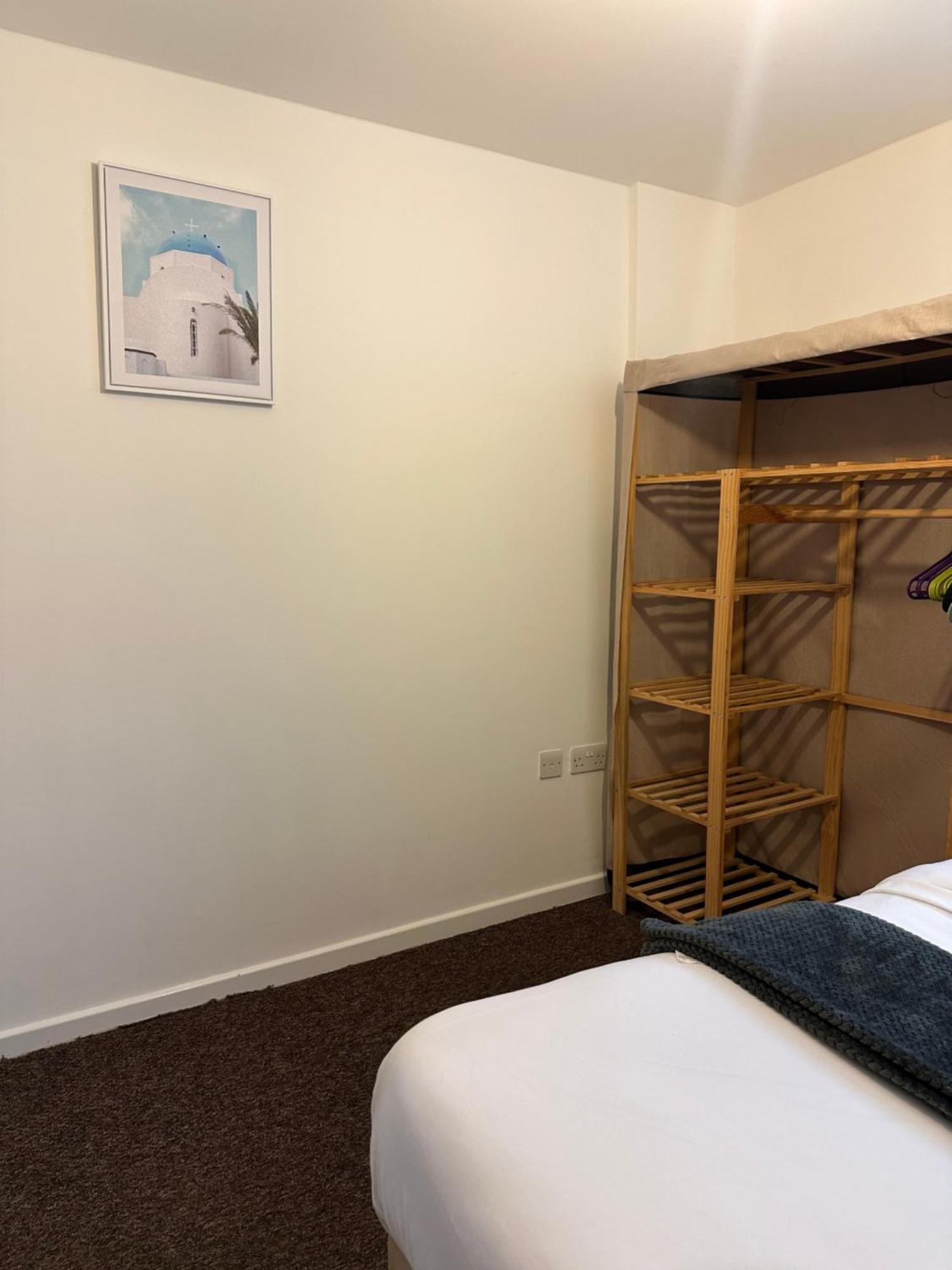 Centre 2 Bed 2 Bath With En-suite