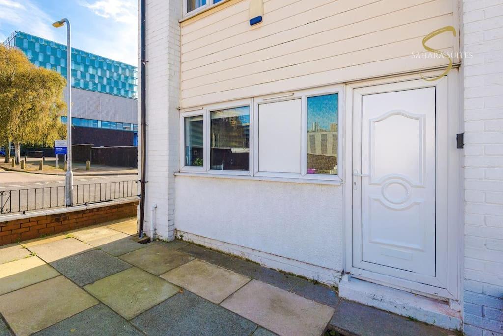 Holiday home Stylish 3bed - Centre - Parking - Sleep 5 Liverpool