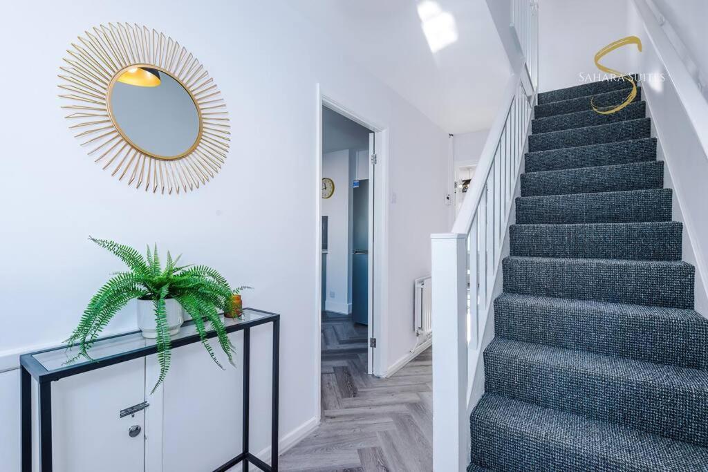 Stylish 3bed - Centre - Parking - Sleep 5