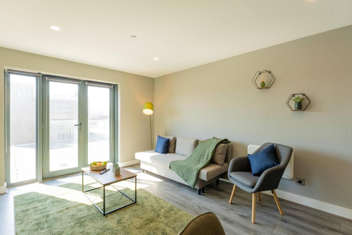 Monarchs Quay 2-bed Flat By Waterfront *