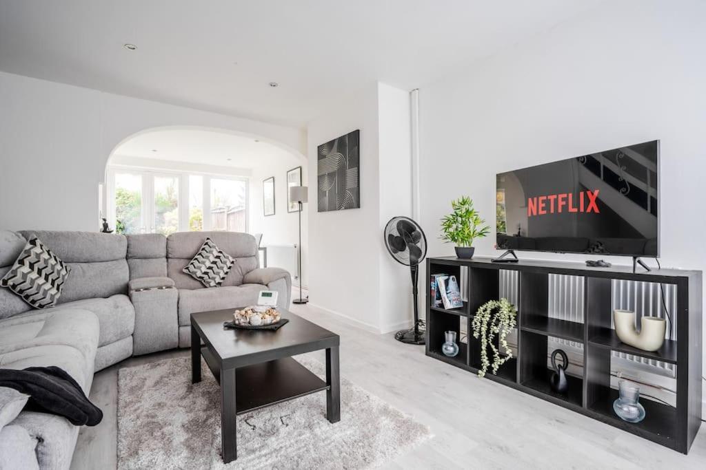 Comfy 3 Bedroom - Merseyside * Liverpool