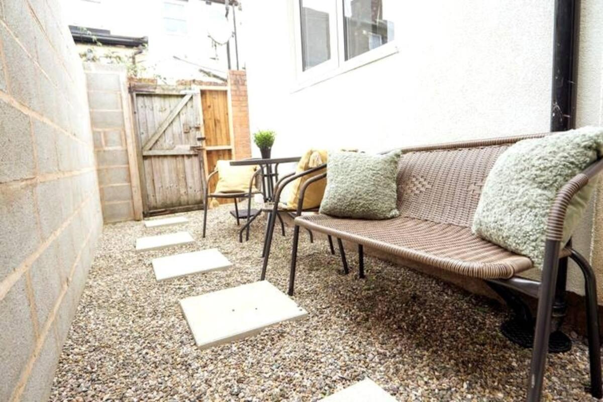Holiday home Cedar House - Air Host & Liverpool