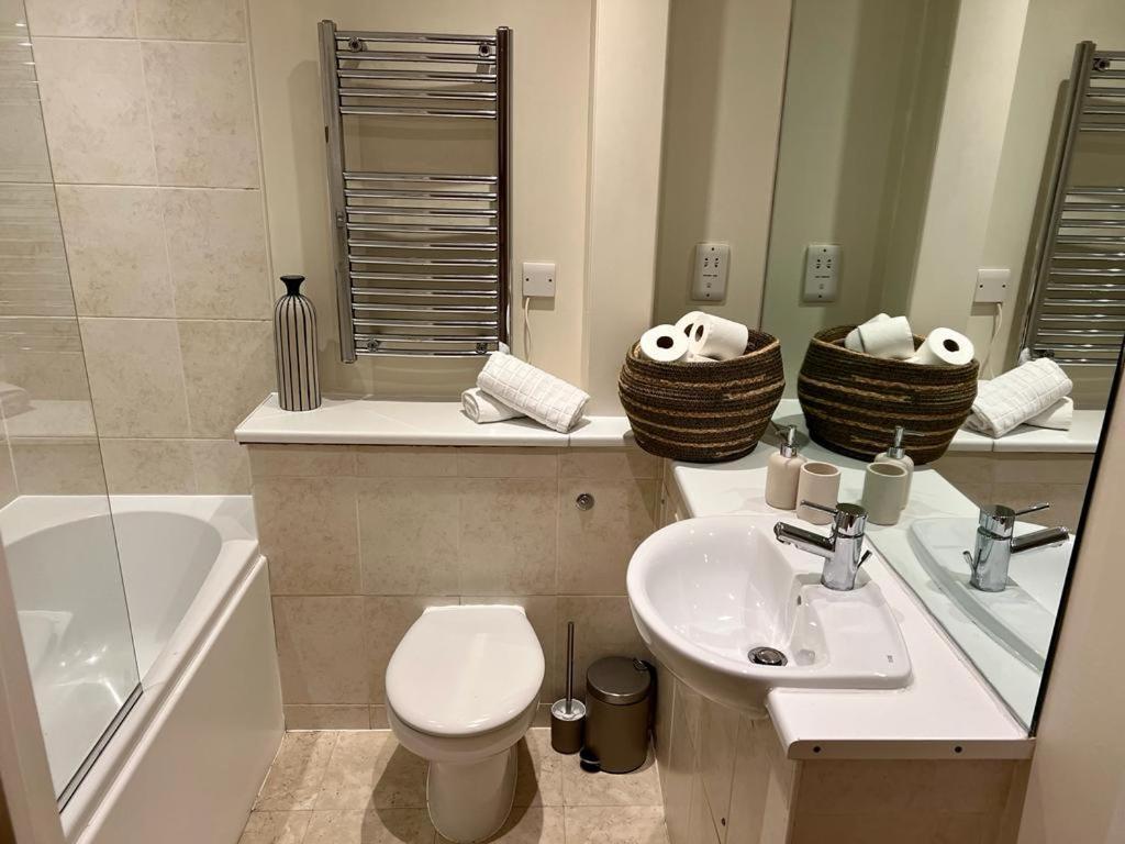 Beautiful Centre 2 Bedroomed *