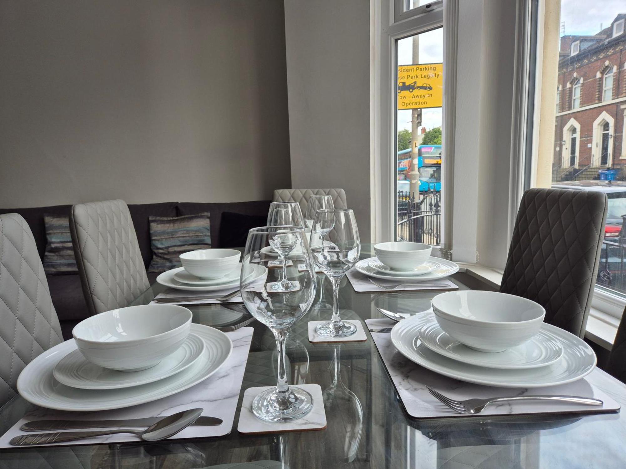 House Next To Anfield Stadium, Goodison Park Homestay Liverpool