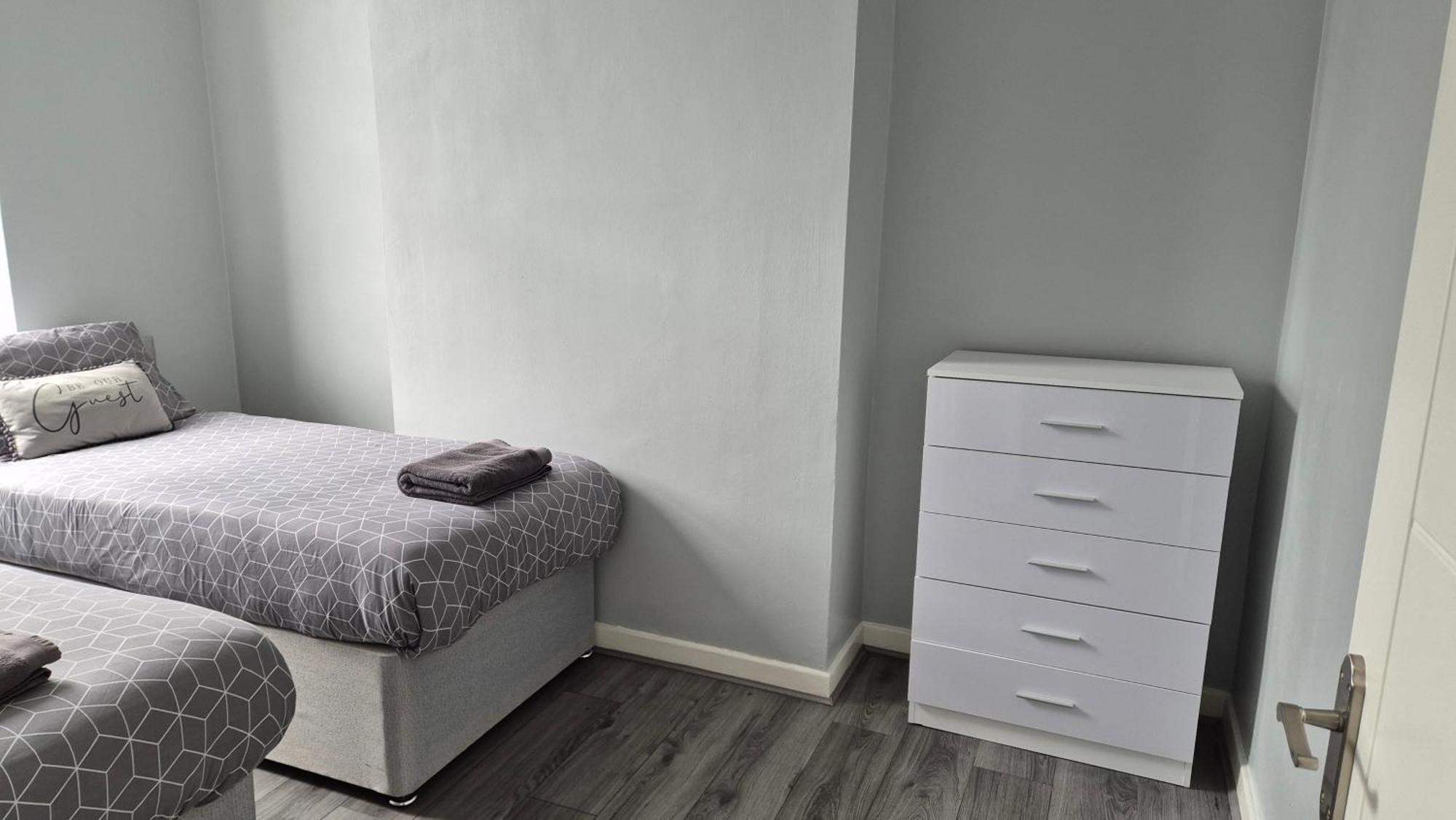 Homestay House Next To Anfield Stadium, Goodison Park Liverpool