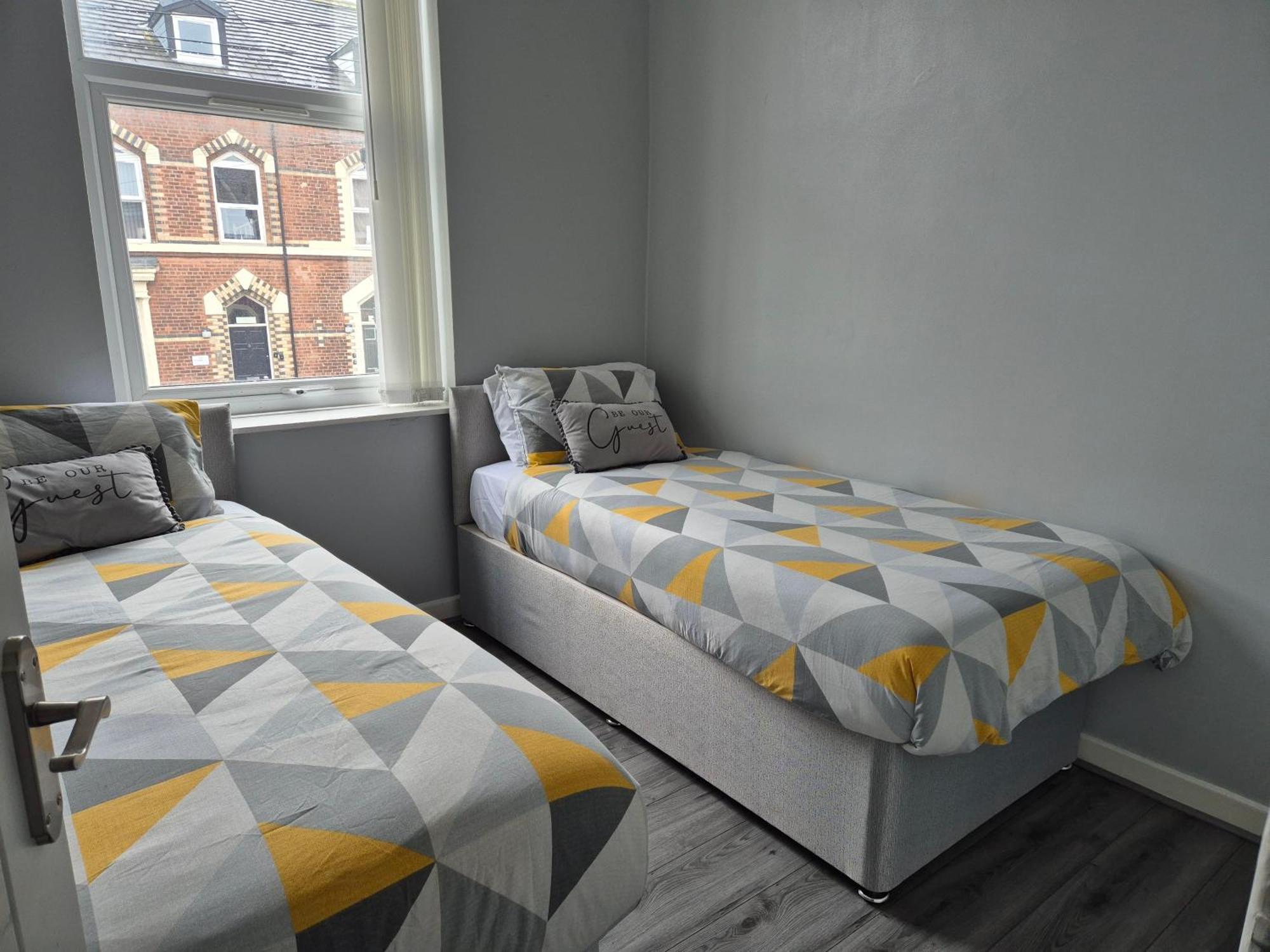Homestay House Next To Anfield Stadium, Goodison Park Liverpool
