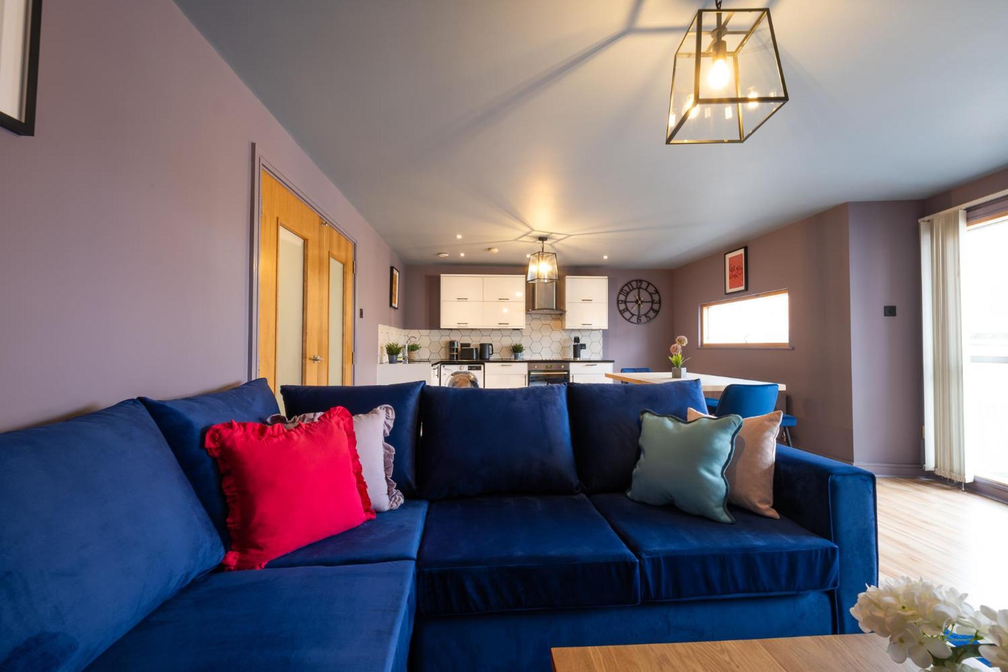Centre Two Bedroom In The Heart Of