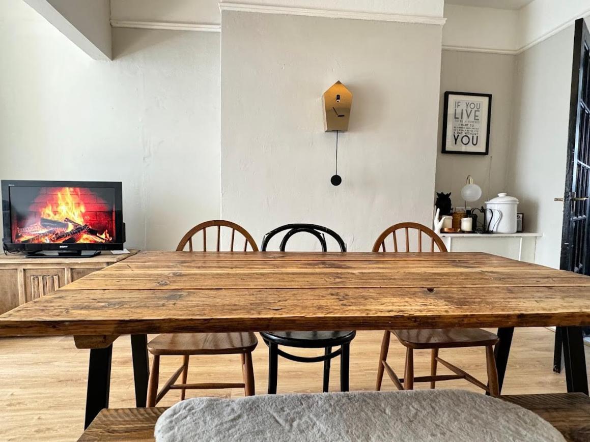 Apartment 1 Min To Everton Fc Free Parking, Chic