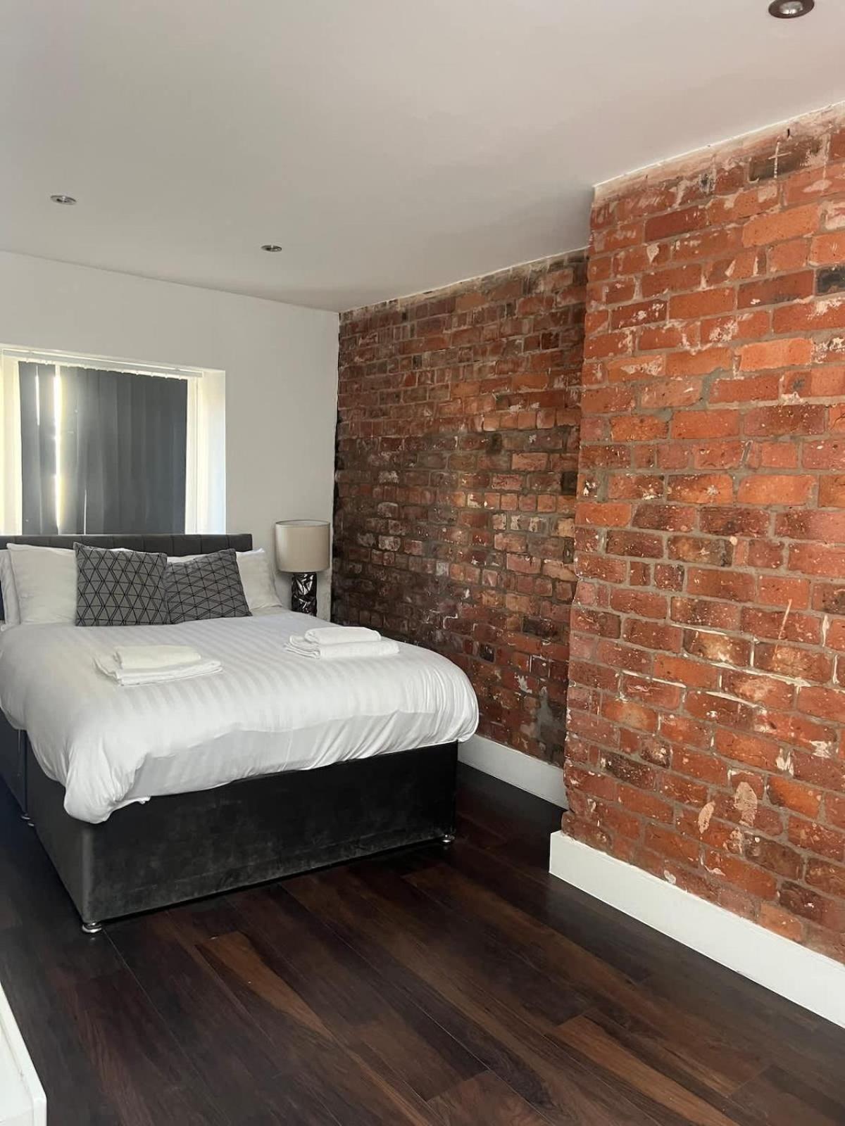 Castle Street 2 Bedroomed Next To The Ivy Apartment