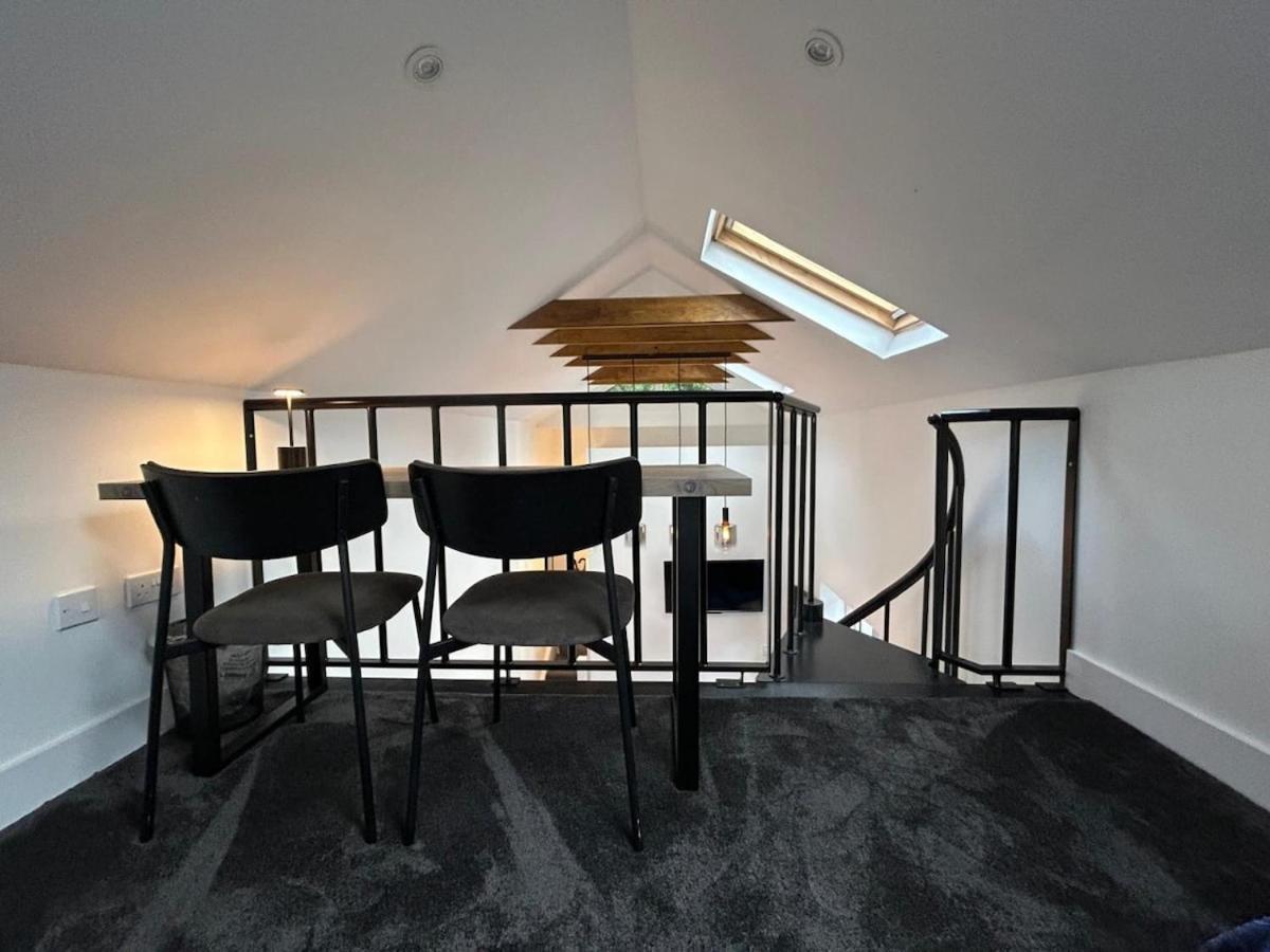 Holiday home Violet's Mossley Hill *