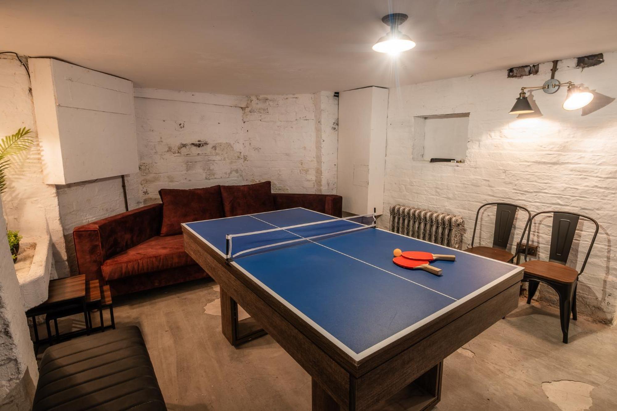 Entire Modern House Liverpool, 6 Bedrooms Liverpool