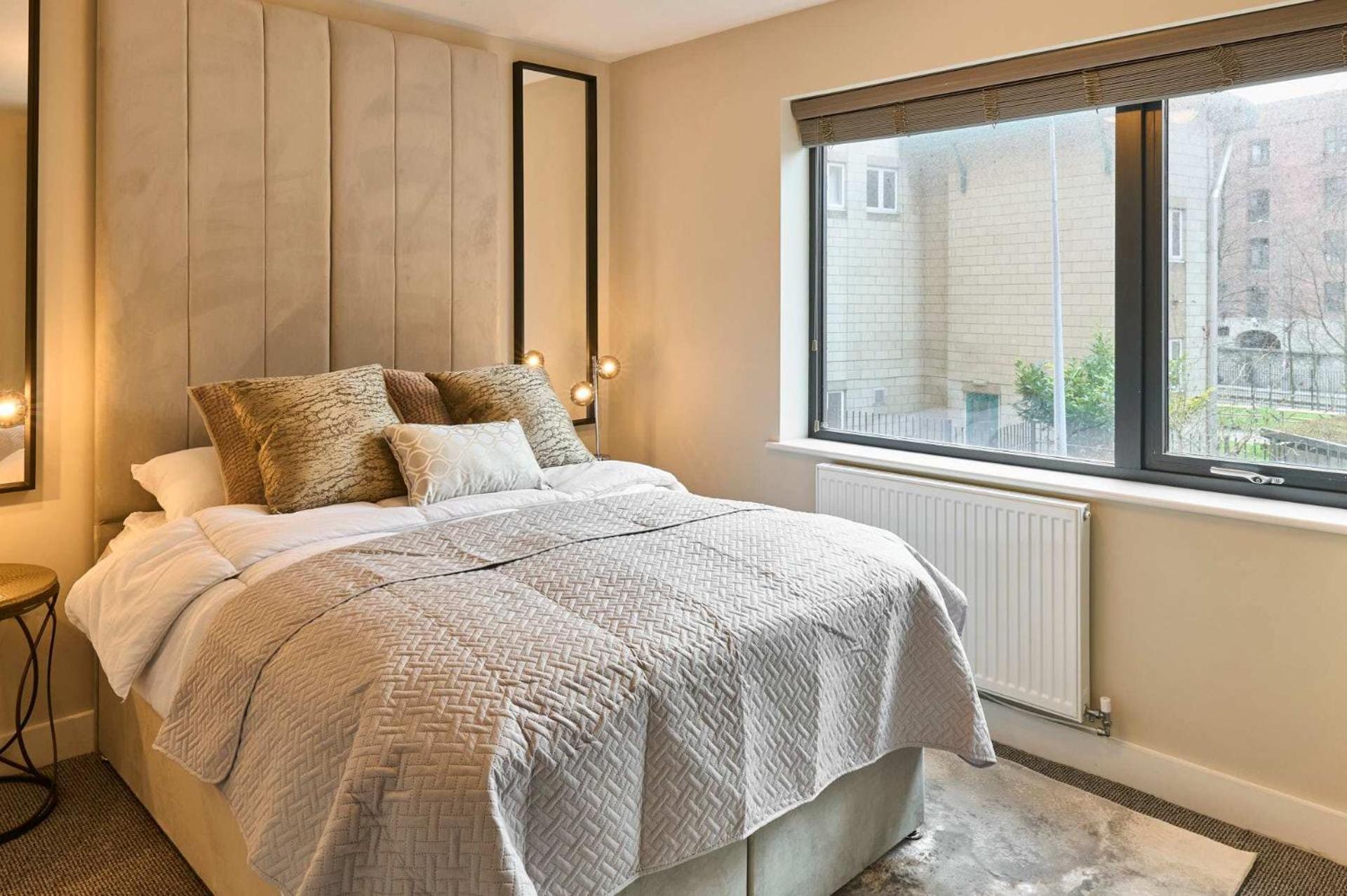 Host & - Chic Townhouse By The Docks * Liverpool