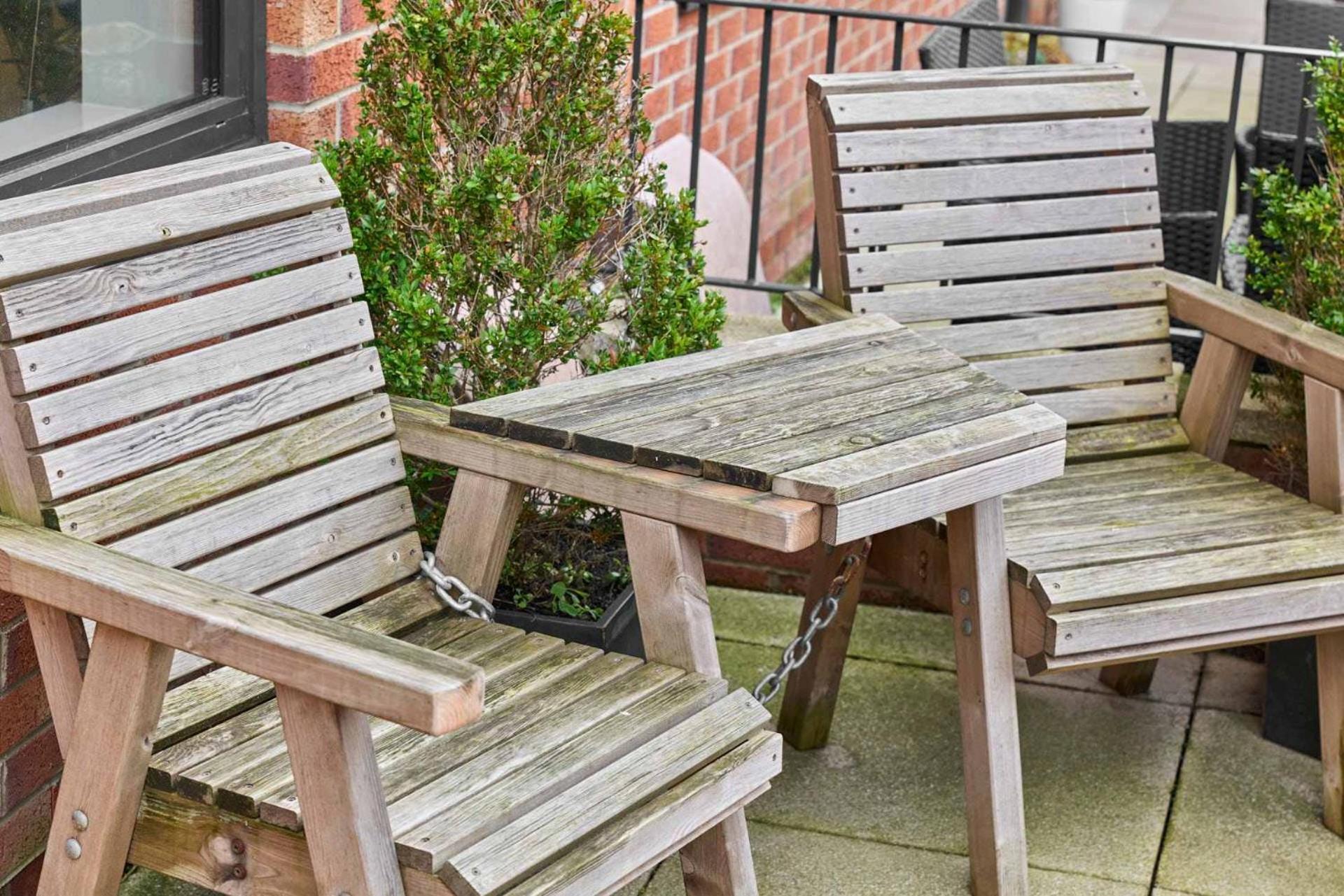 Host & - Chic Townhouse By The Docks Holiday home Liverpool