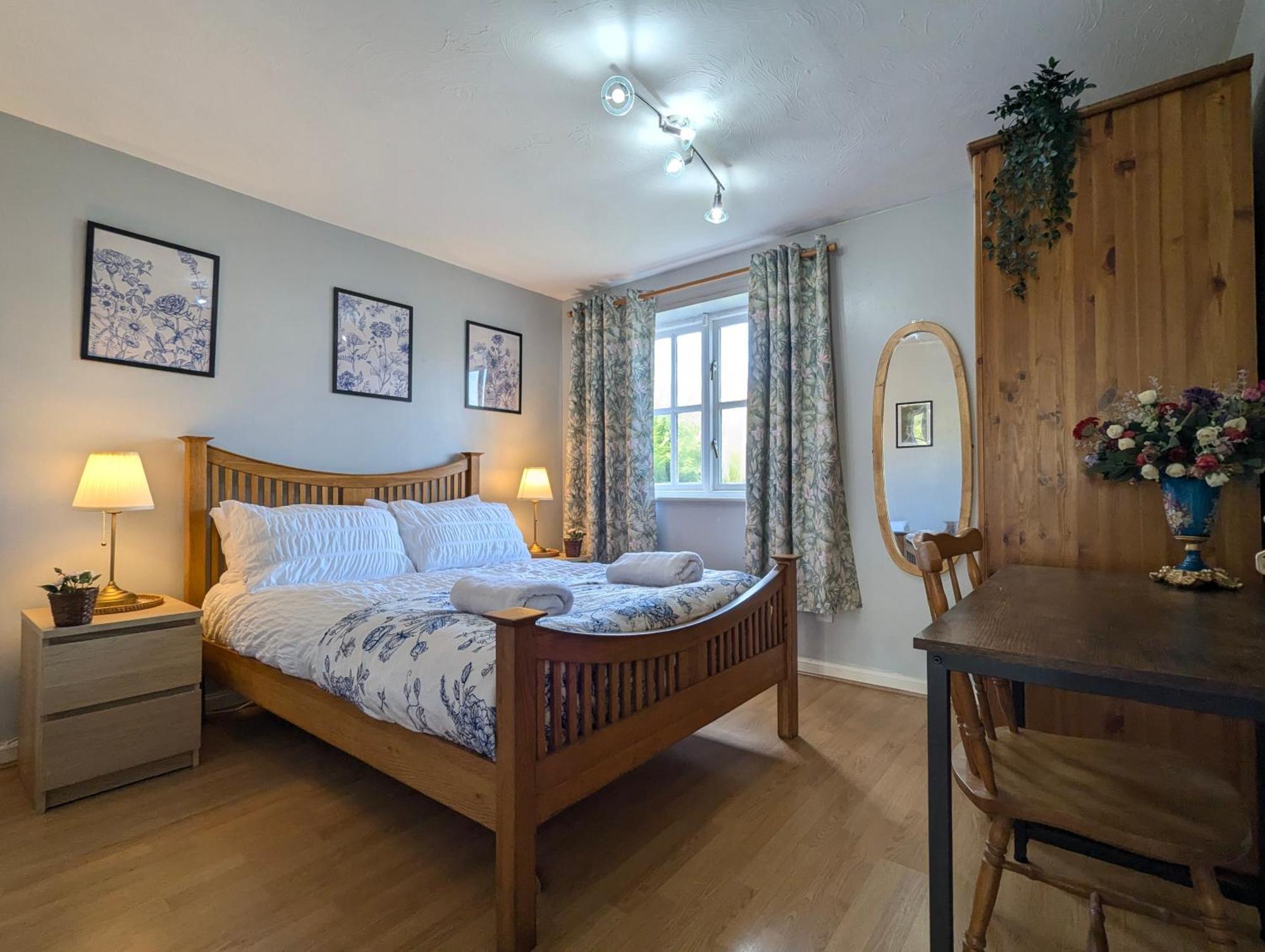 Vintage 2-bed Centre Gem Free Parking Liverpool