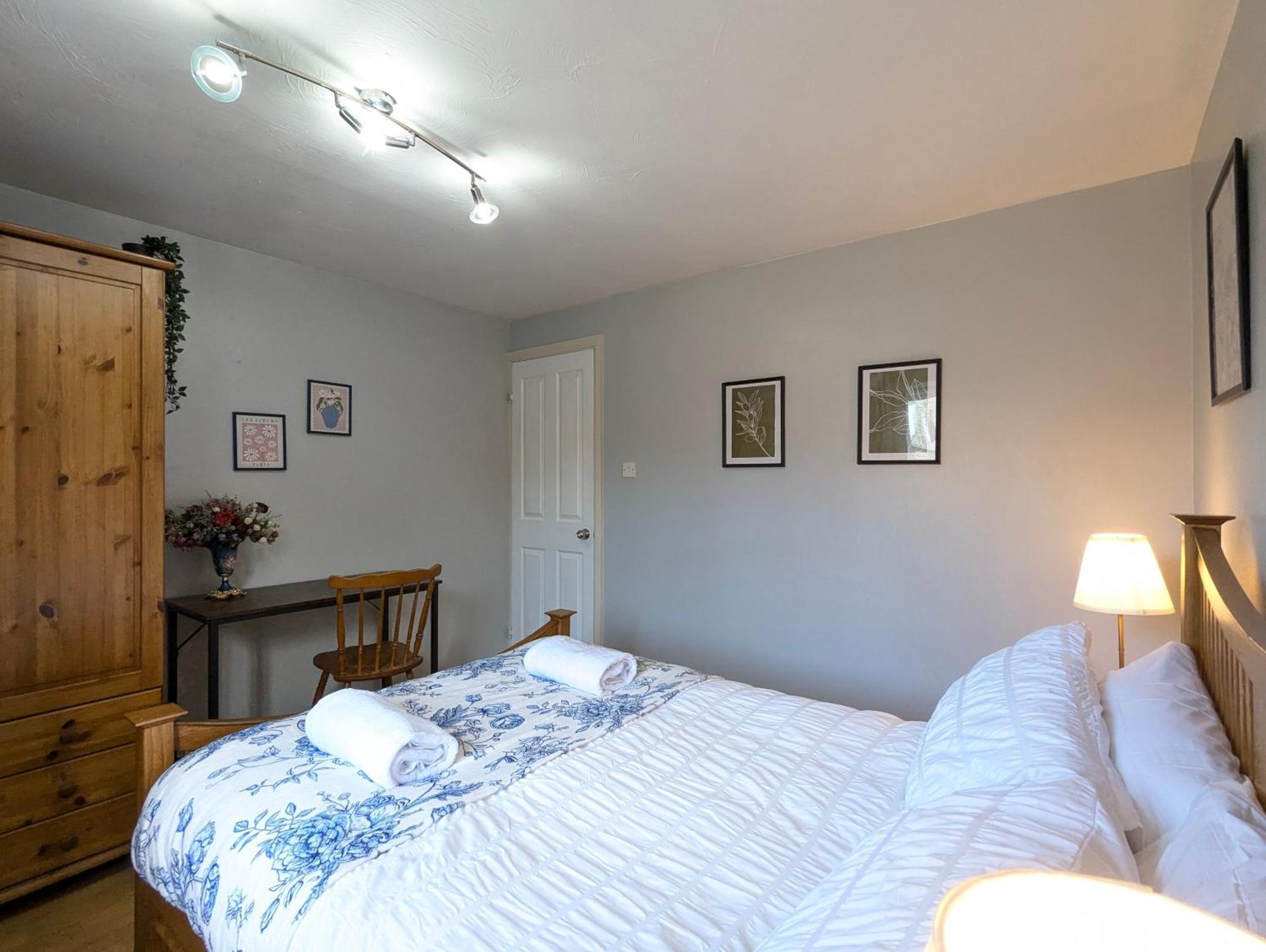Apartment Vintage 2-bed Centre Gem Free Parking *