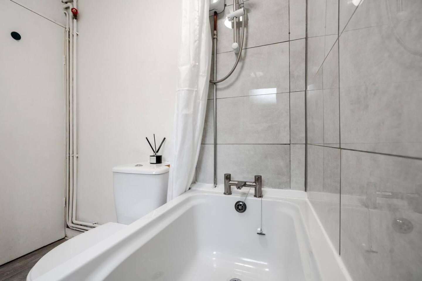 Holiday home Perfect Football Near Lfc Ground *