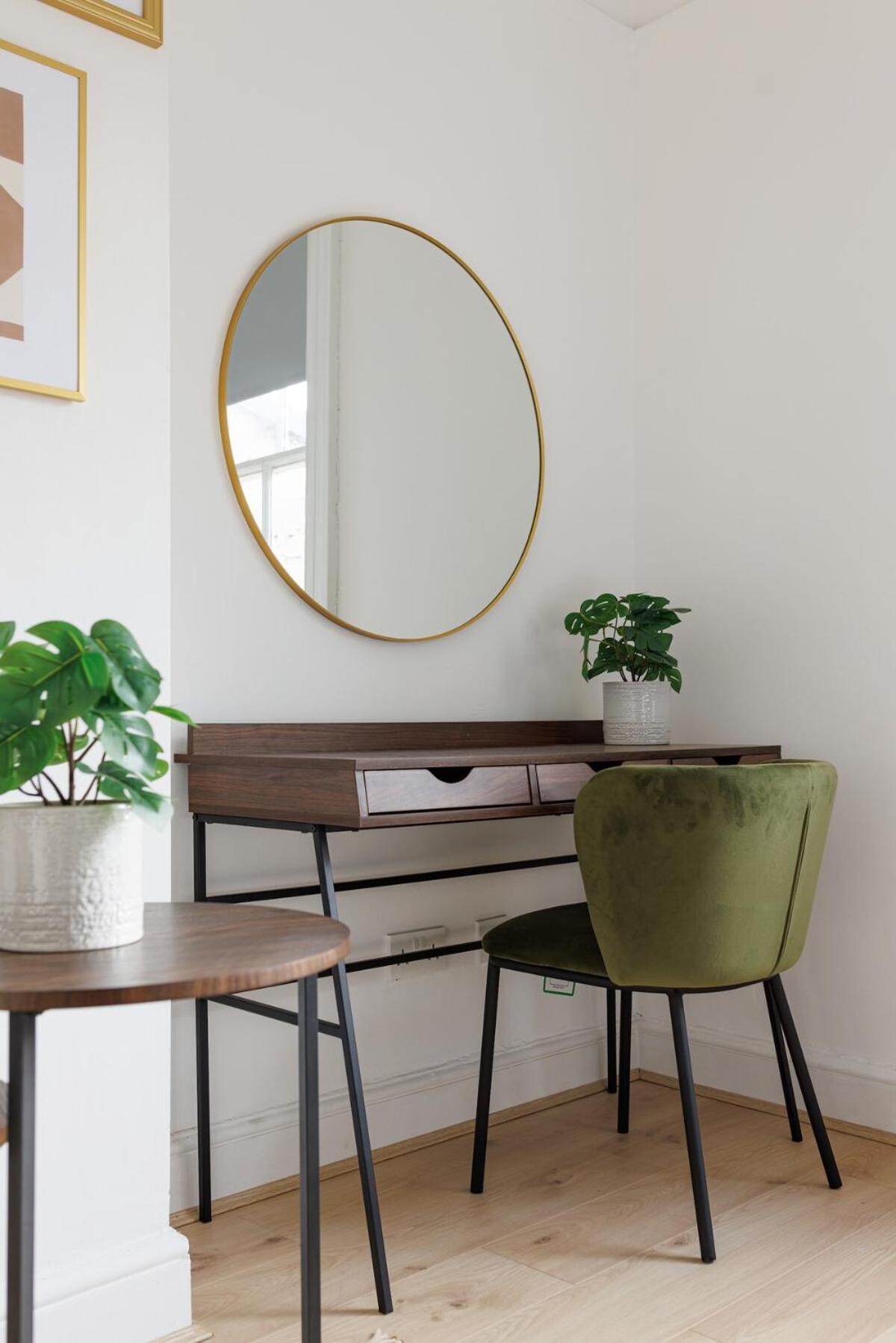 Flatzy - Centre Mansion 2, Sleeps 22, 4 Baths Liverpool
