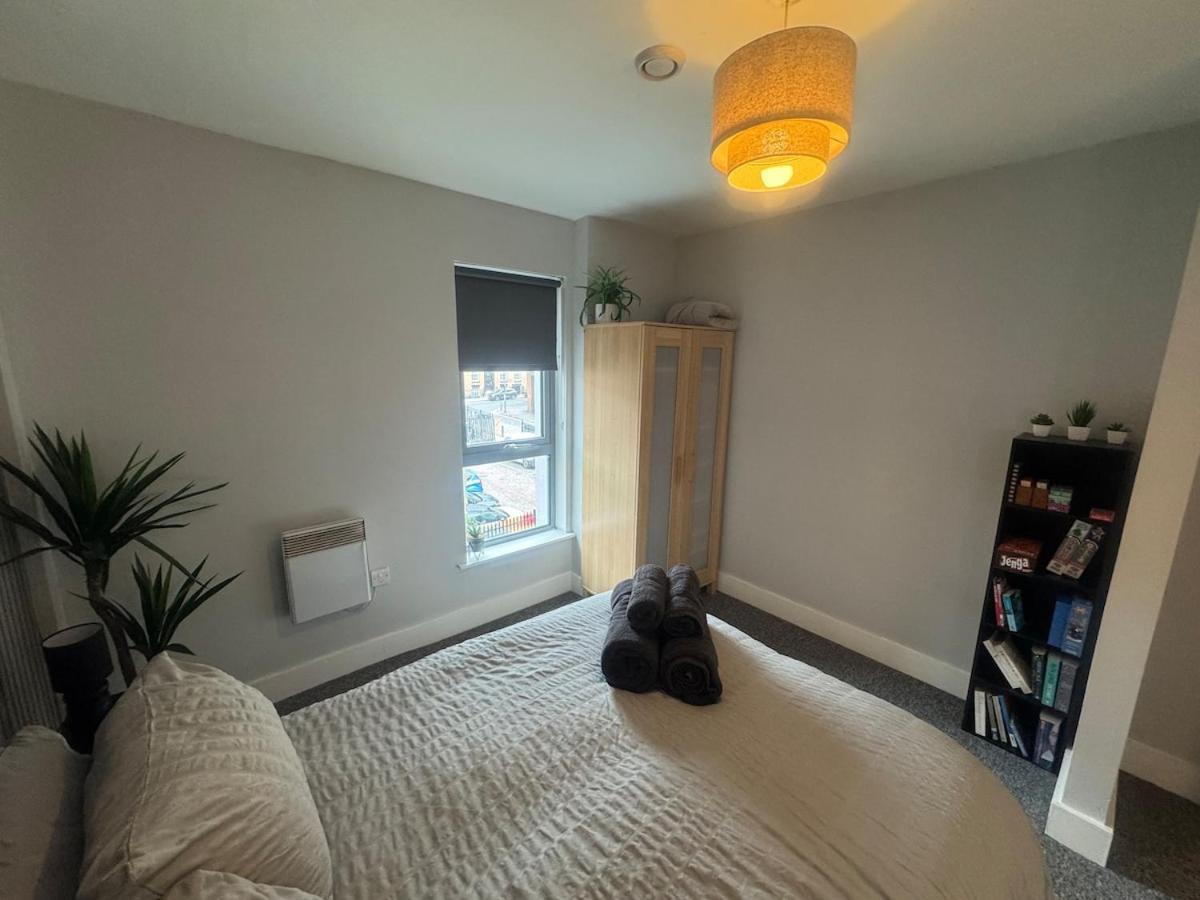 2 Bedroom - Henry St * Liverpool