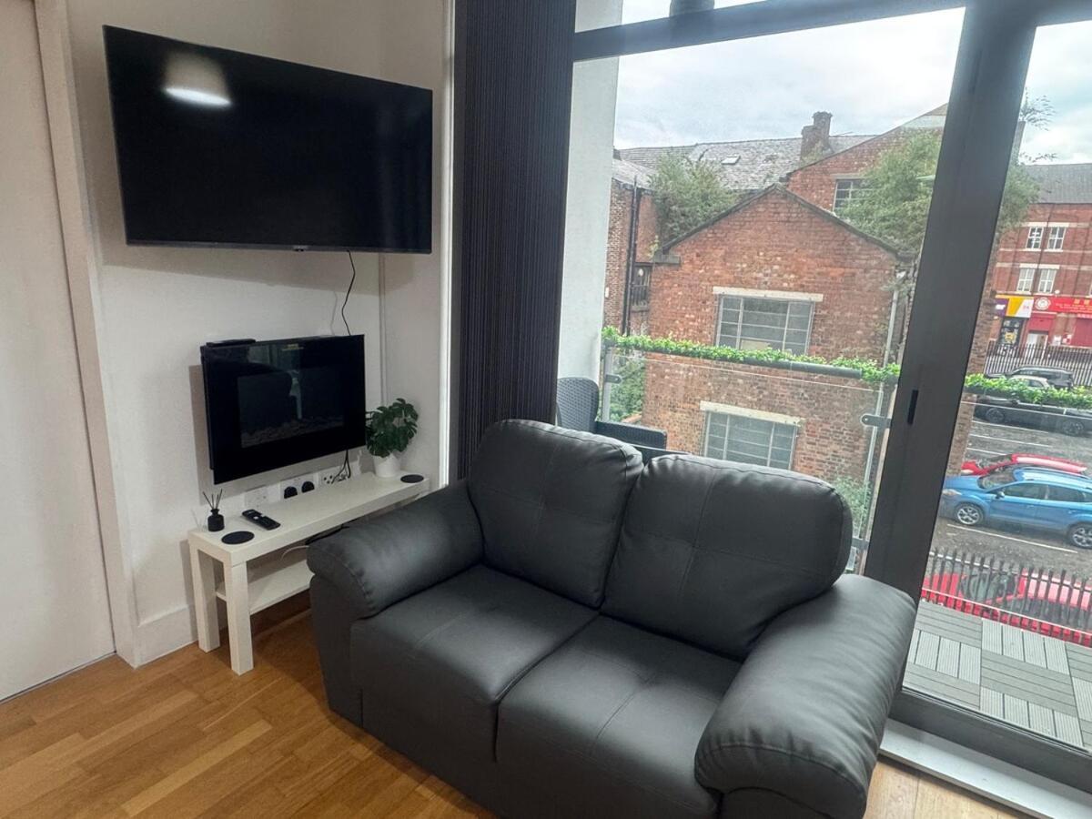 2 Bedroom - Henry St Liverpool