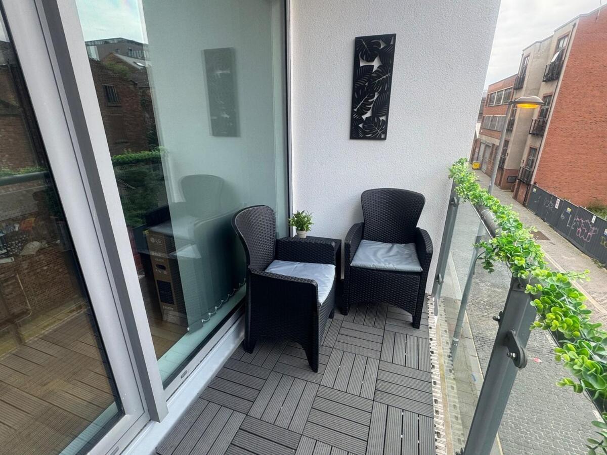 Apartment 2 Bedroom - Henry St