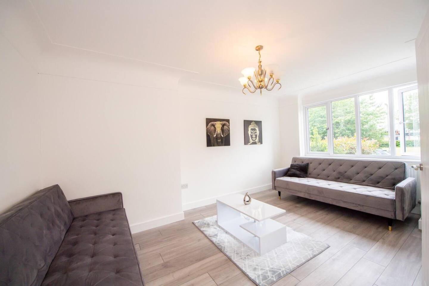 Spacious 3-bed By Beatles Attractions & Transport Holiday home Liverpool