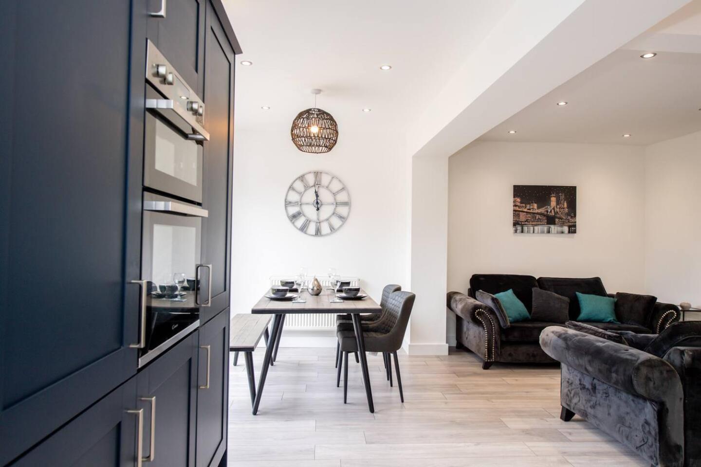 Spacious 3-bed By Beatles Attractions & Transport * Liverpool