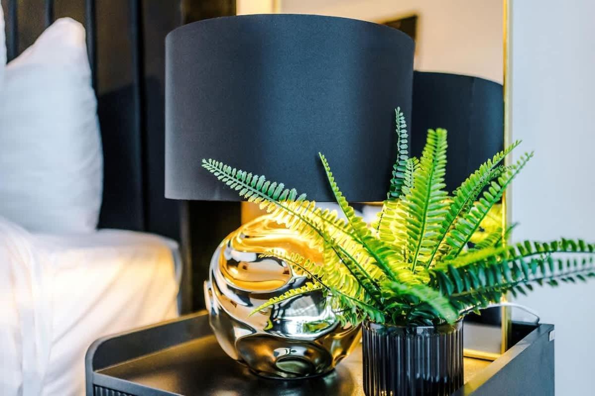 Prestige Point - Flat With Free Parking Apartment *