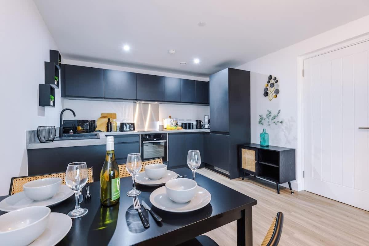 Apartment Prestige Point - Flat With Free Parking Liverpool