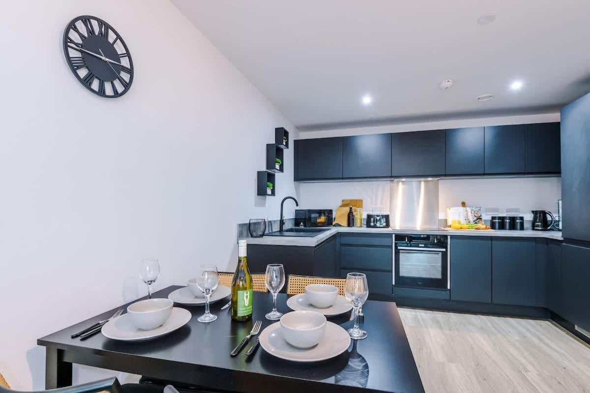 Prestige Point - Flat With Free Parking Liverpool
