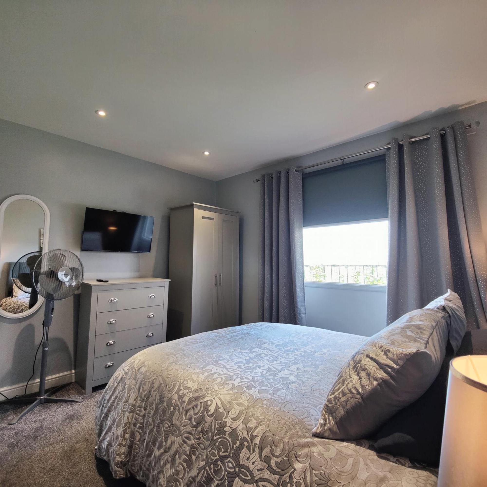 - Kempston Court * Liverpool