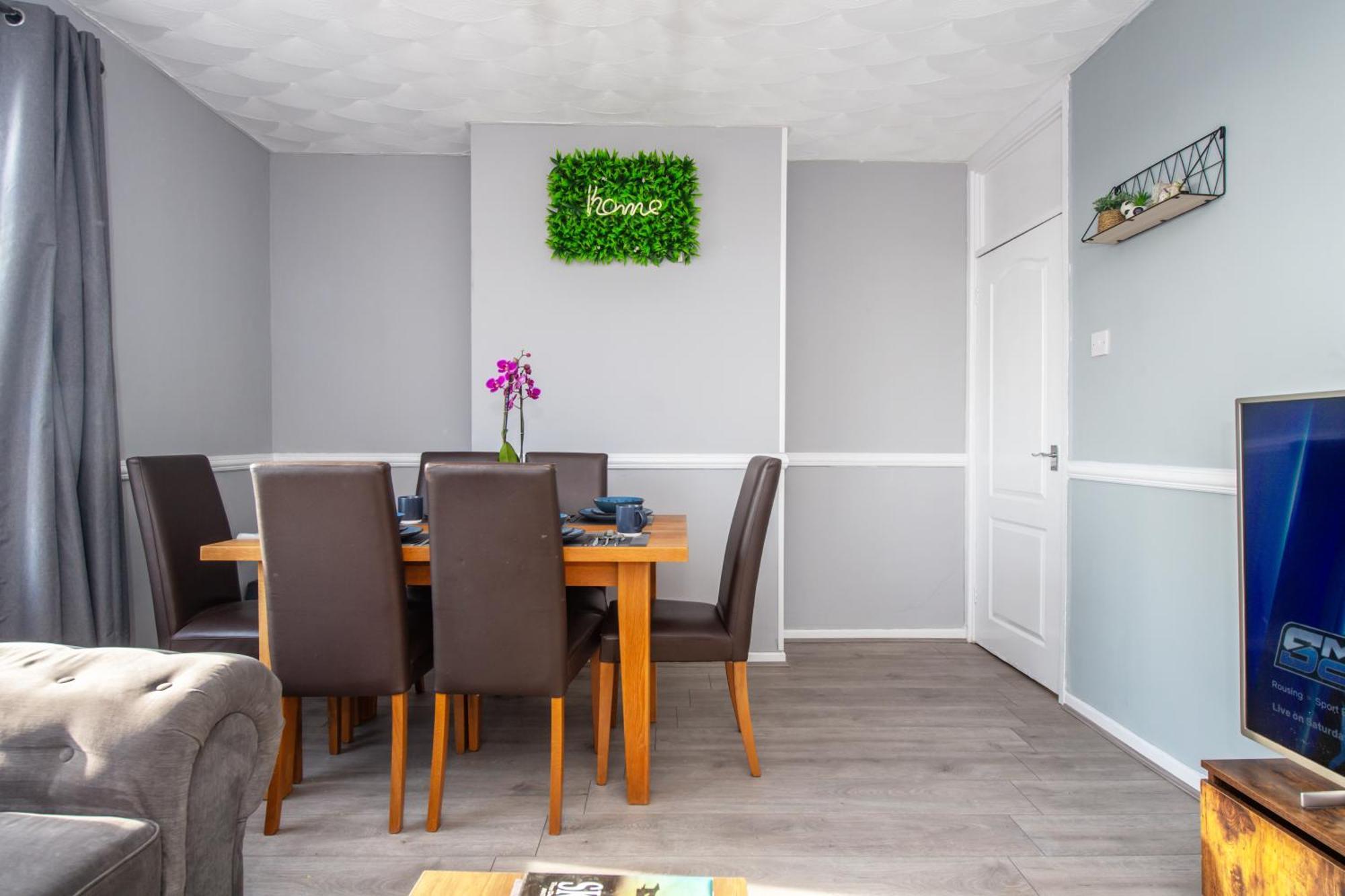 Swindon Apartment