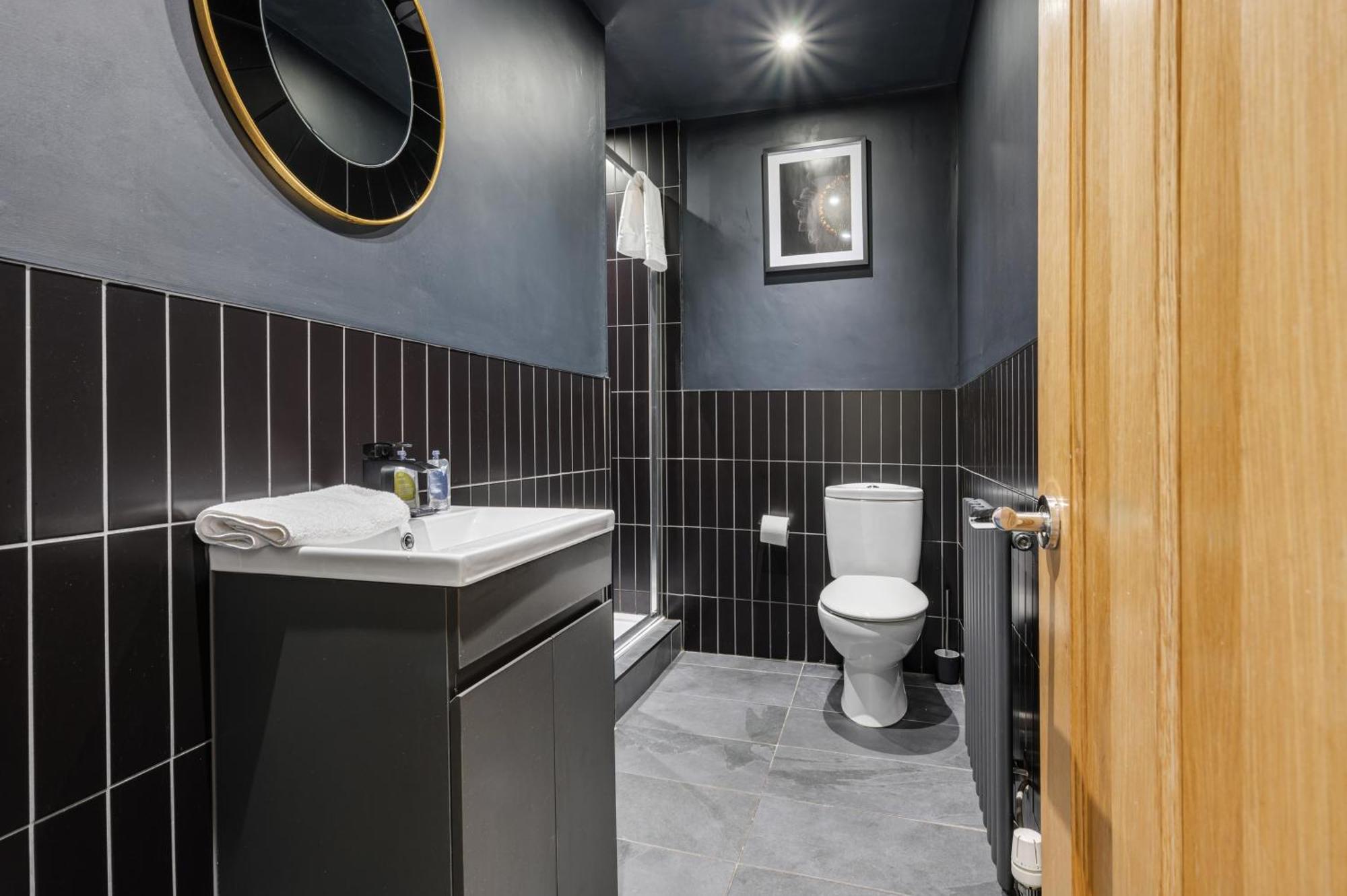 Wrights Terrace - Air Host And - 4 Bedroom Liverpool