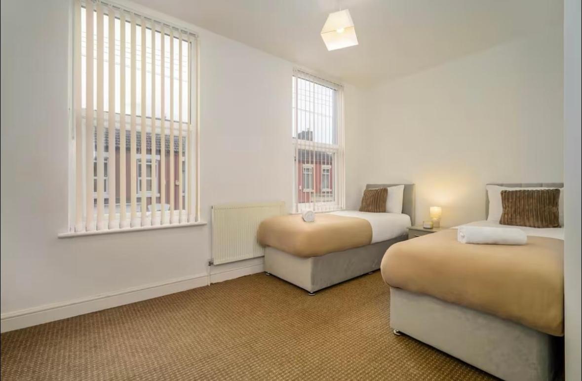 New 6-Bed House Close To Anfield Stadium & City Holiday home