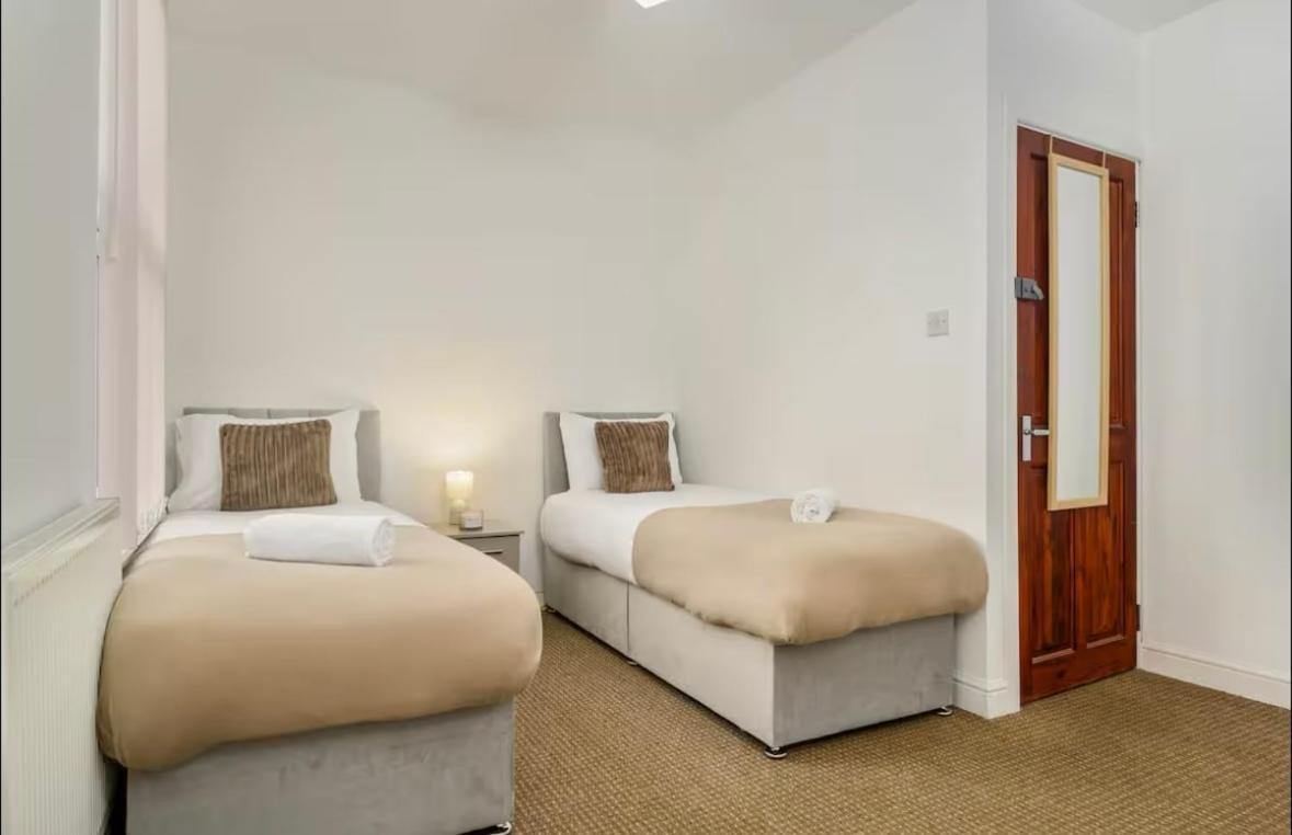 Holiday home New 6-Bed House Close To Anfield Stadium & City