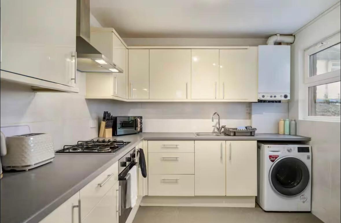 New 6-Bed House Close To Anfield Stadium & City *