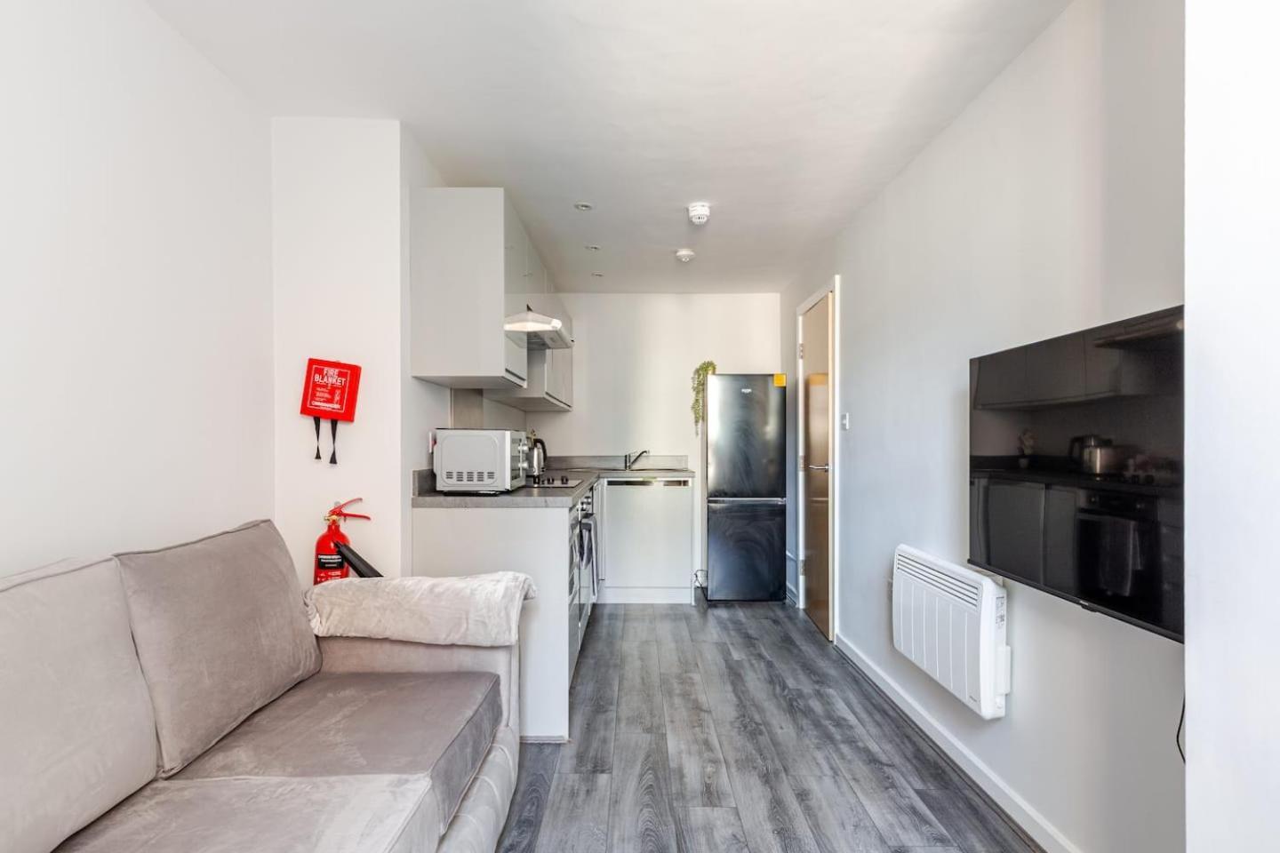 Luxury Oasis By Lvp - 1-bedroom Gem Apartment