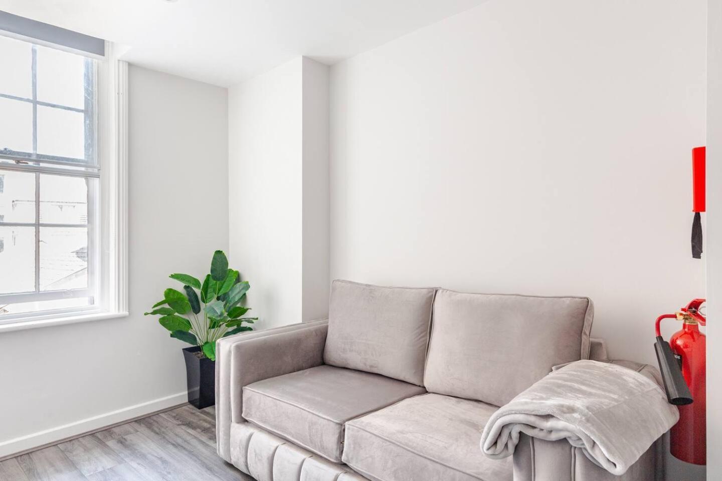 Luxury Oasis By Lvp - 1-bedroom Gem Apartment Liverpool