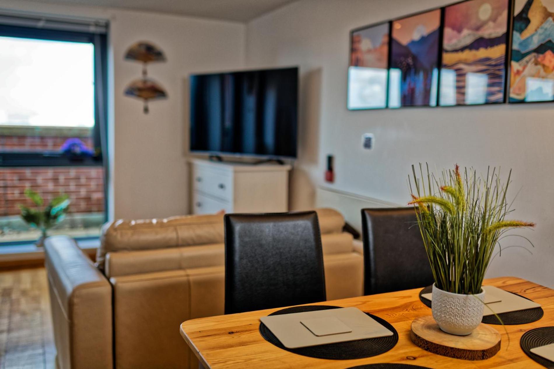 Apartment Sidemersey Livings - Magical Garden In Benson Street *