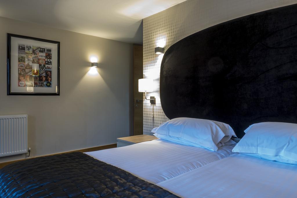 Posh Pads - 1 - Liverpool