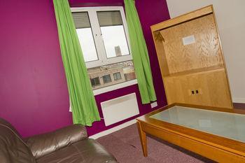Yha Dock * Liverpool