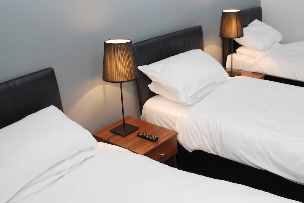 Hotel The 2*
