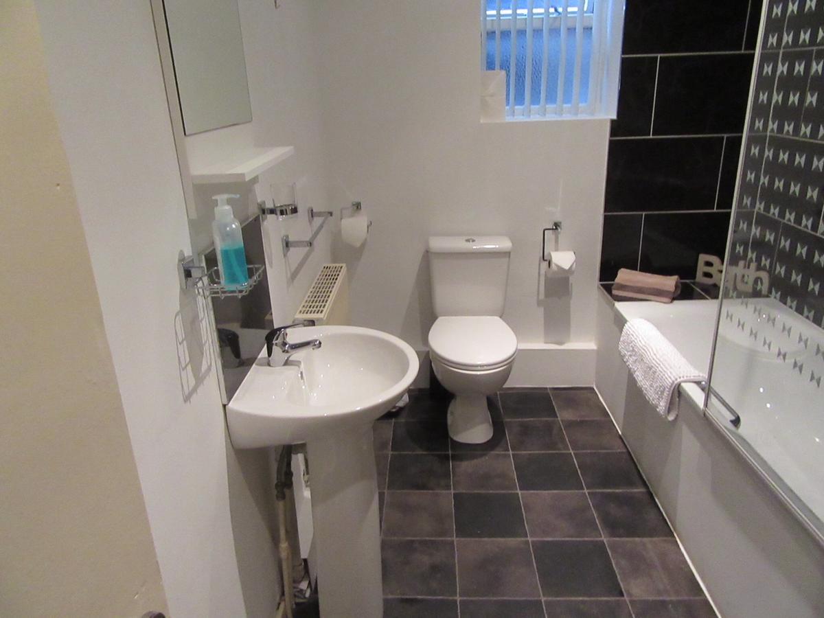 No 3 At Ivanhoe - 1 Bed Near Sefton Park And Lark Lane Apartment Liverpool