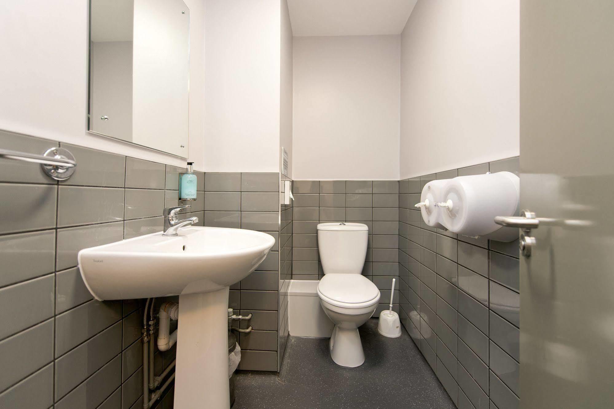 Yha Dock Hostel Liverpool